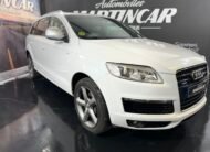 AUDI Q7 S line