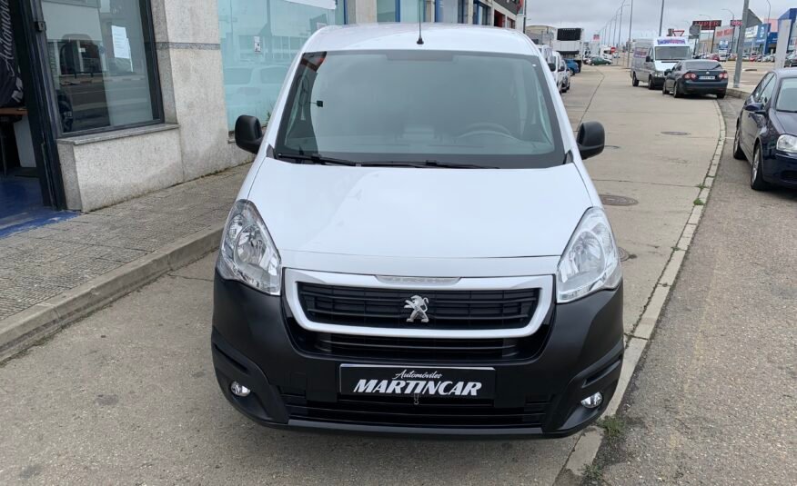 PEUGEOT Partner Pack premium