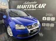 VOLKSWAGEN Golf R32