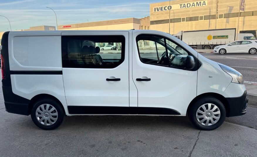 Renault Trafic Combi