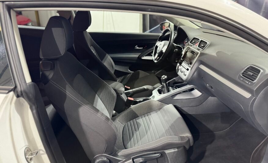 Volkswagen Sirocco 1.4 TFSI 125CV Adrenalin 3p.