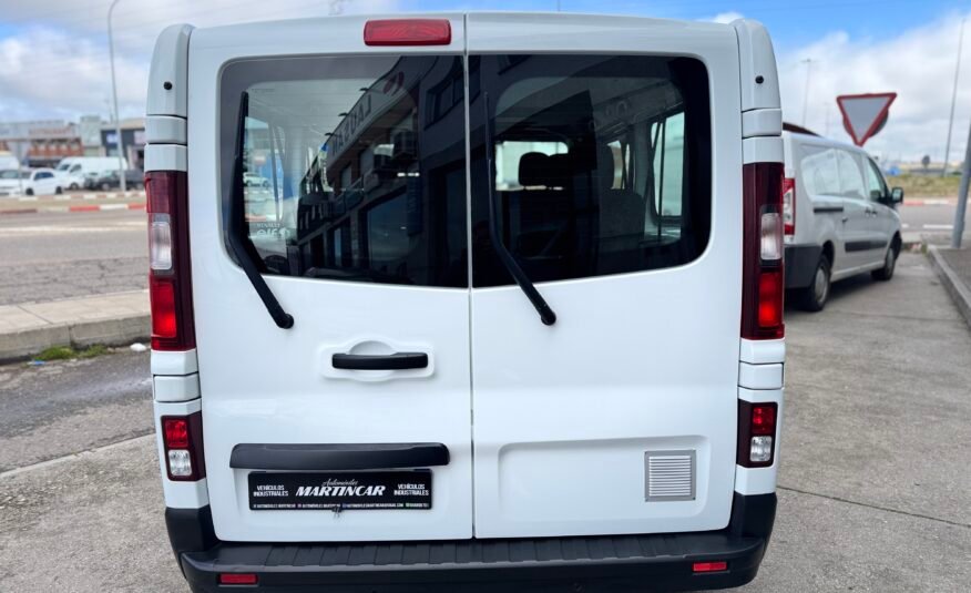 Renault Trafic 8 plazas