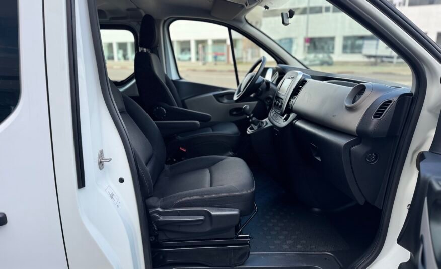 Renault Trafic 8 plazas