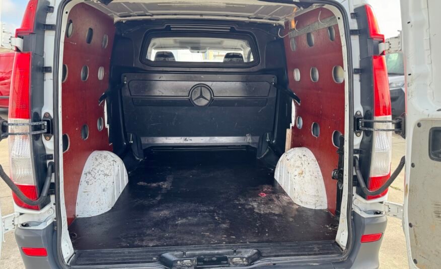 MERCEDES-BENZ Vito Mixto