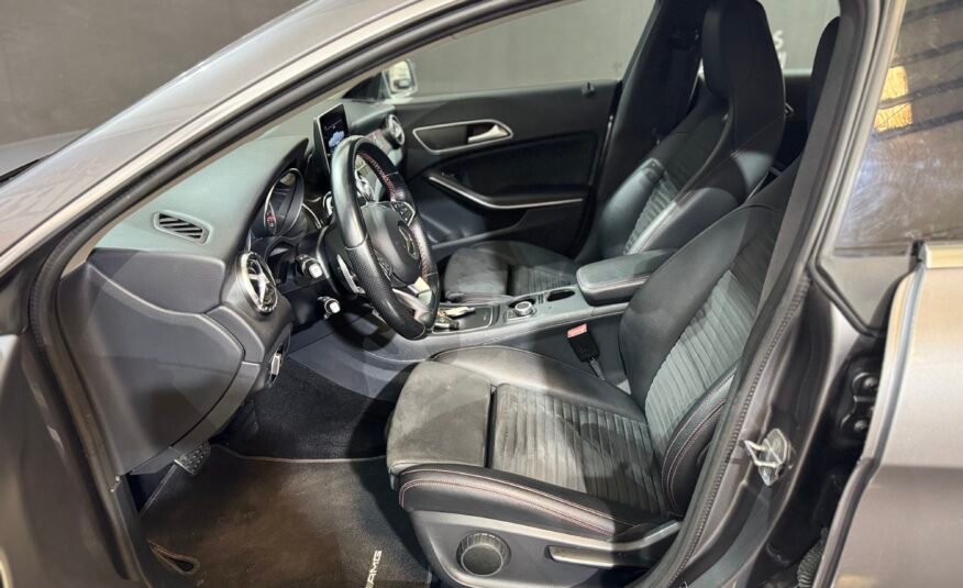 MERCEDES-BENZ Cla 250 Amg