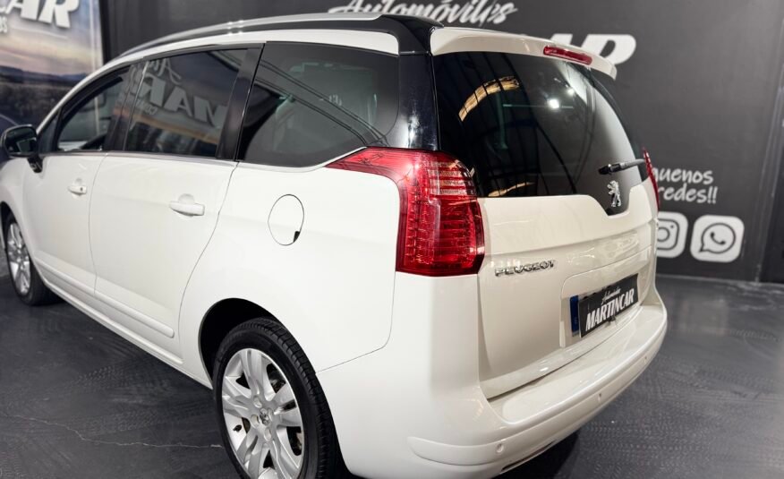 PEUGEOT 5008 Pack