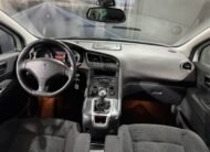 PEUGEOT 5008 Pack