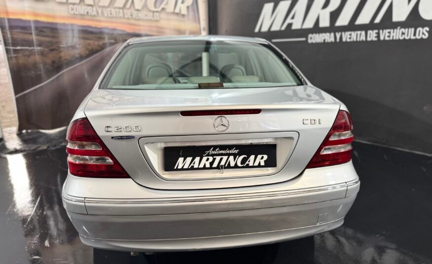 MERCEDES-BENZ C200 Elegance