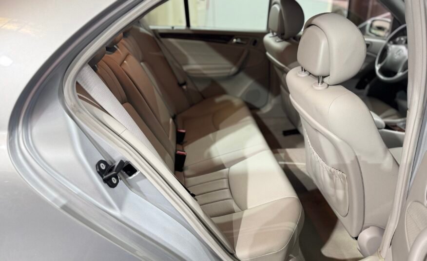MERCEDES-BENZ C200 Elegance
