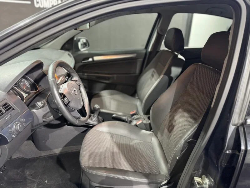 OPEL ASTRA 1.7 CDTI SEDAN