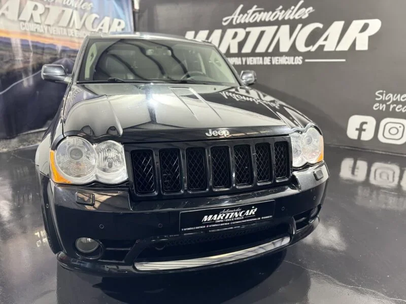 JEEP GRAND CHEROKEE SRT8