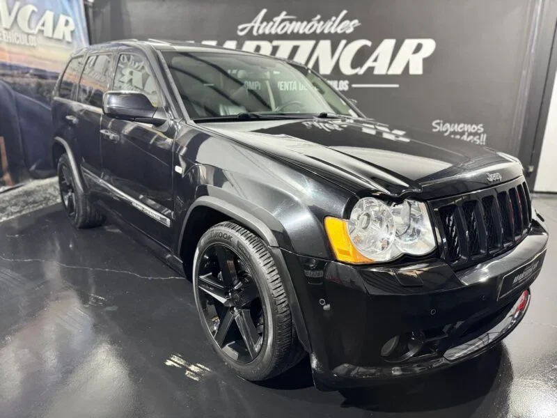 JEEP GRAND CHEROKEE SRT8