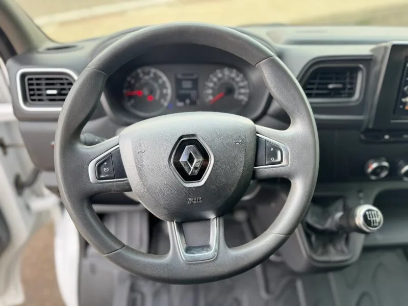 RENAULT TRAFIC COMBI 7 PLAZAS