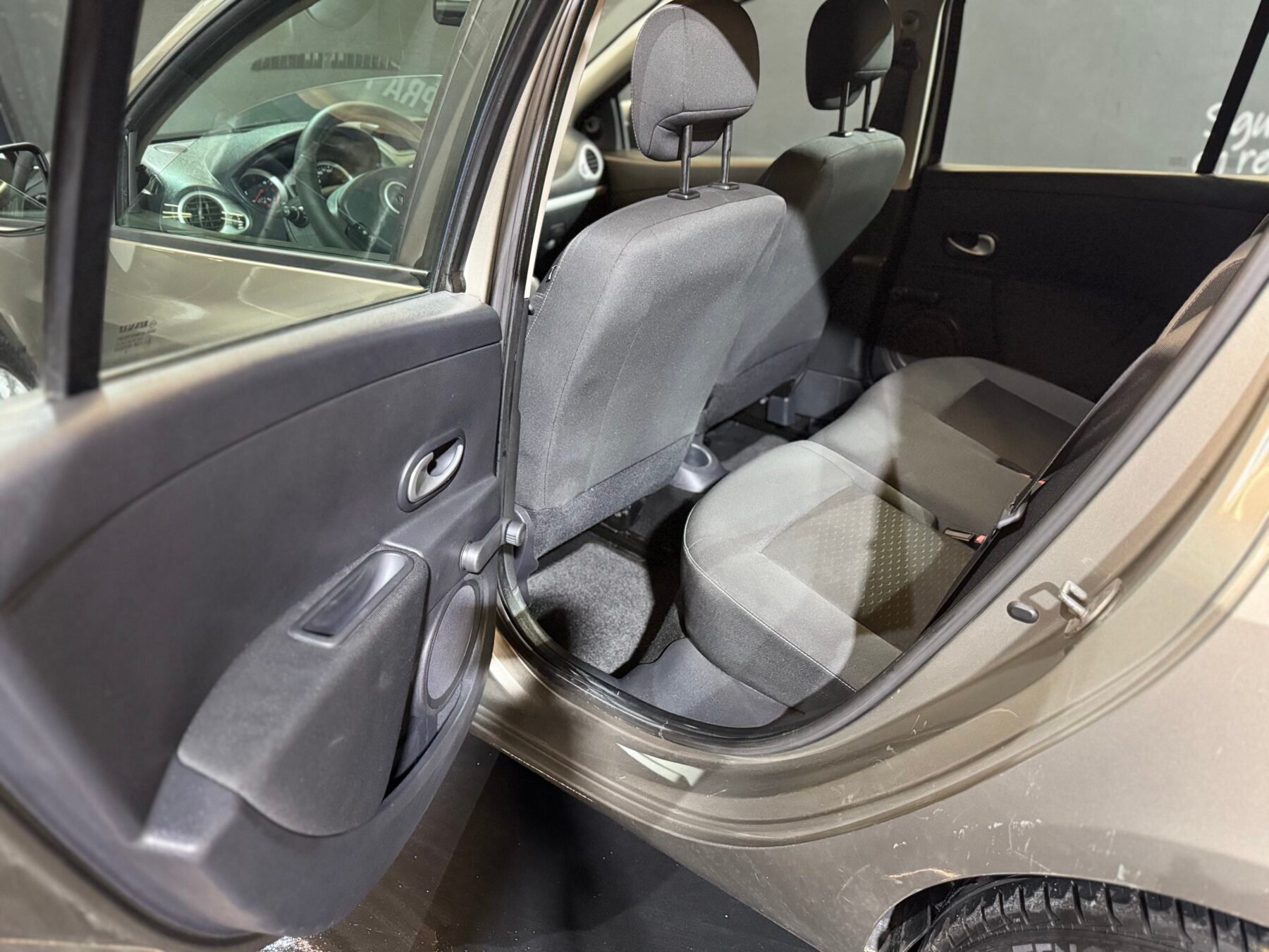 RENAULT Clio Expresión 