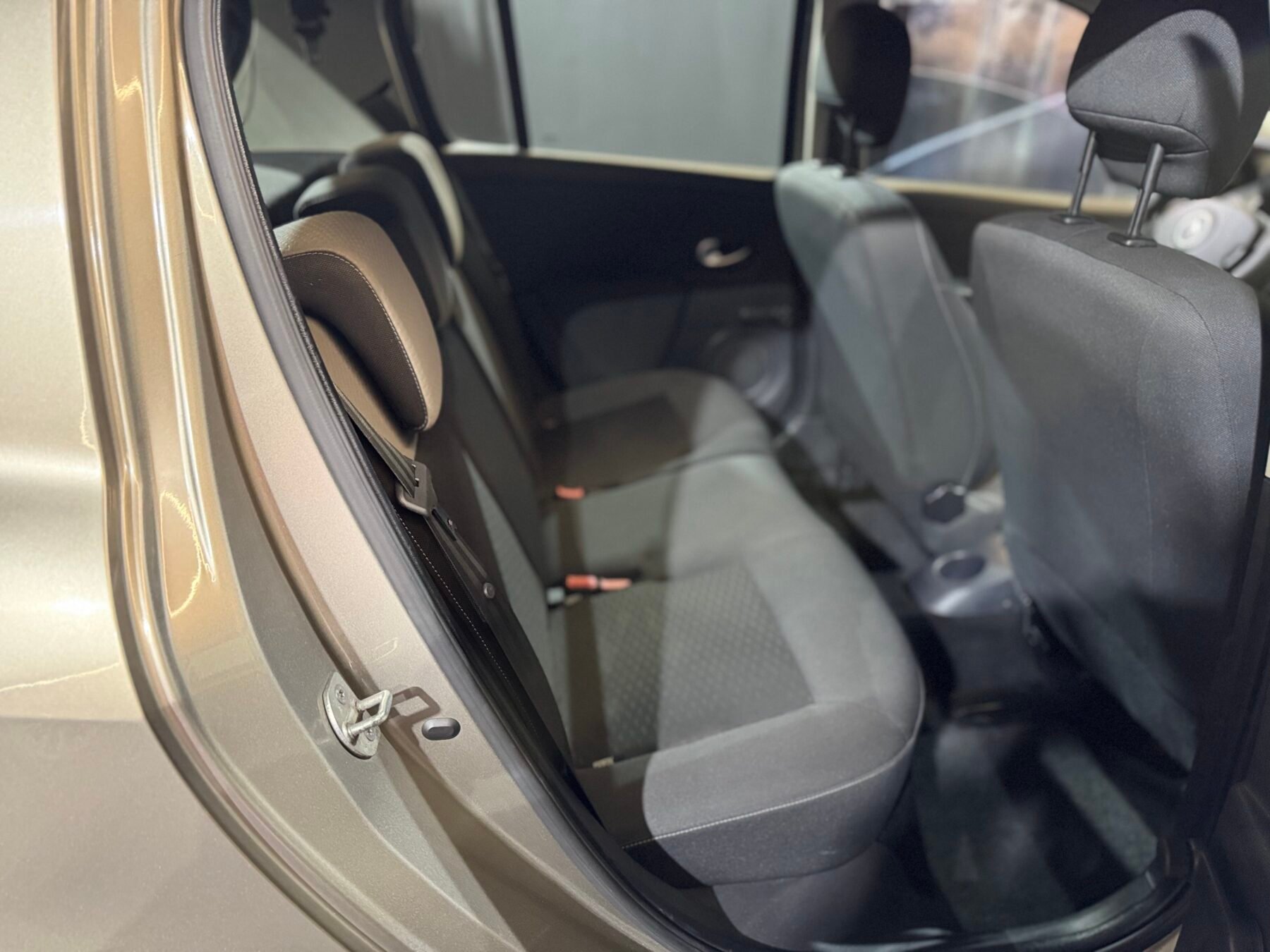 RENAULT Clio Expresión 