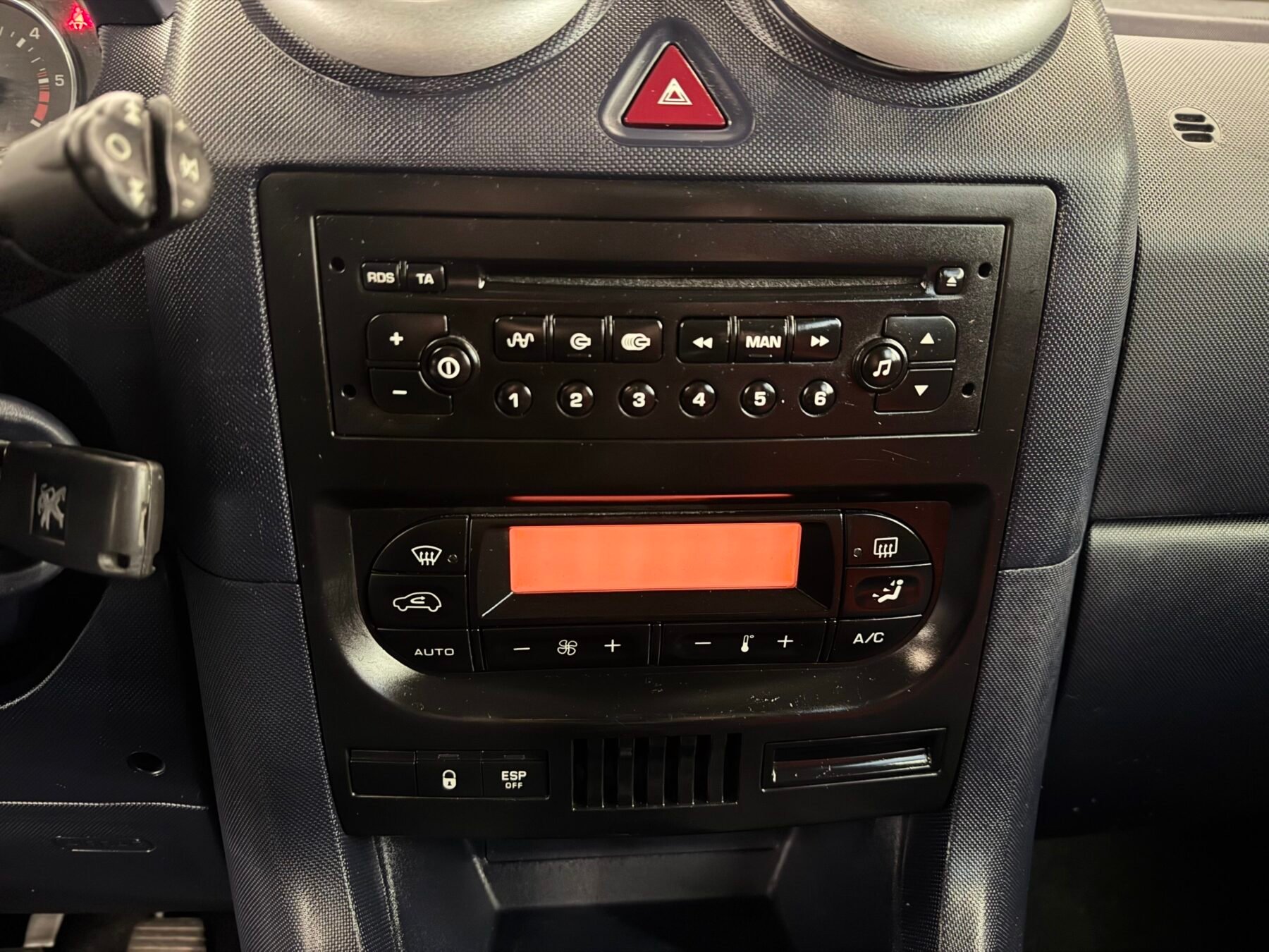 PEUGEOT 1007 Puertas eléctricas 