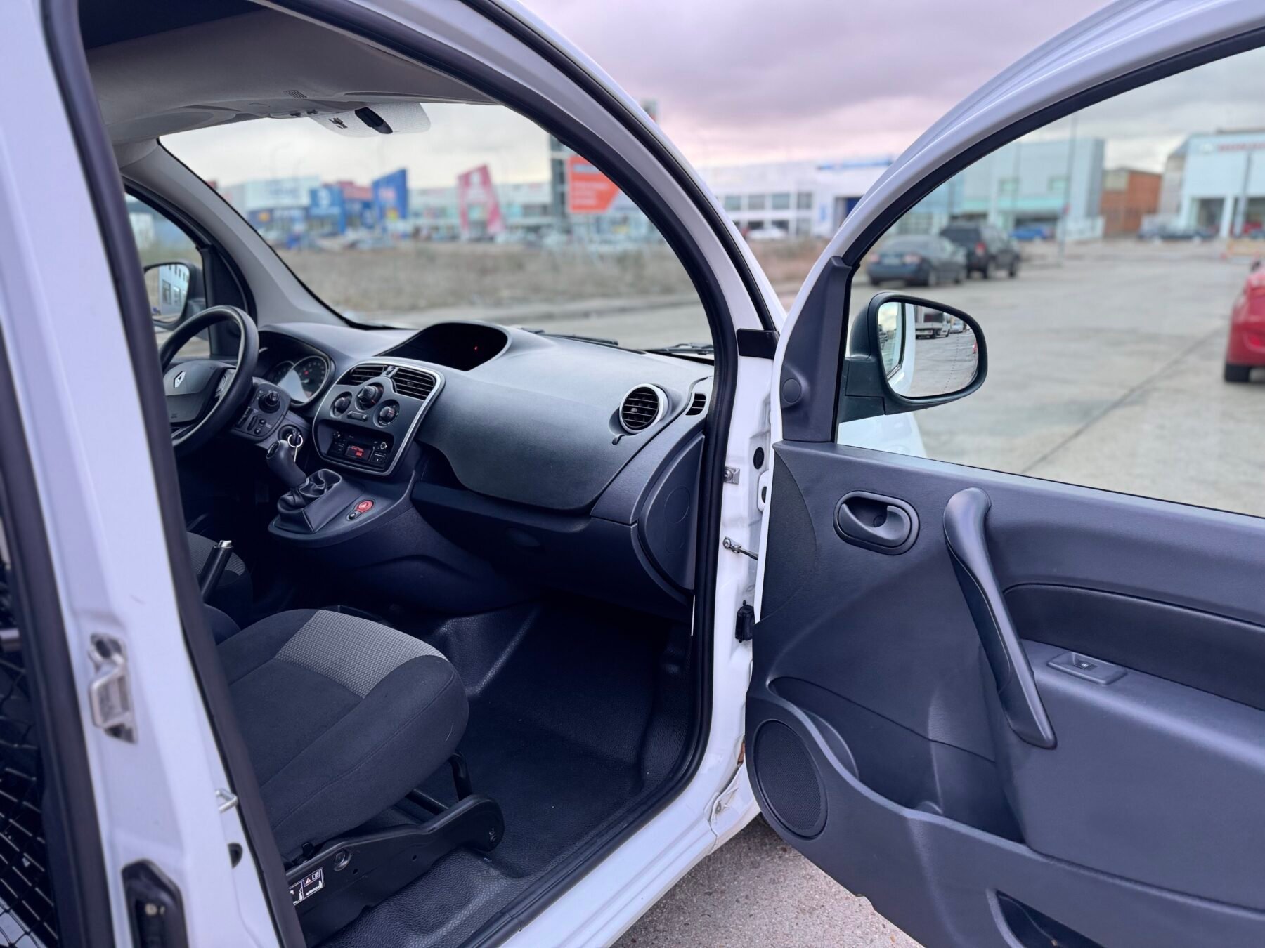 RENAULT KANGOO Puerta lateral 