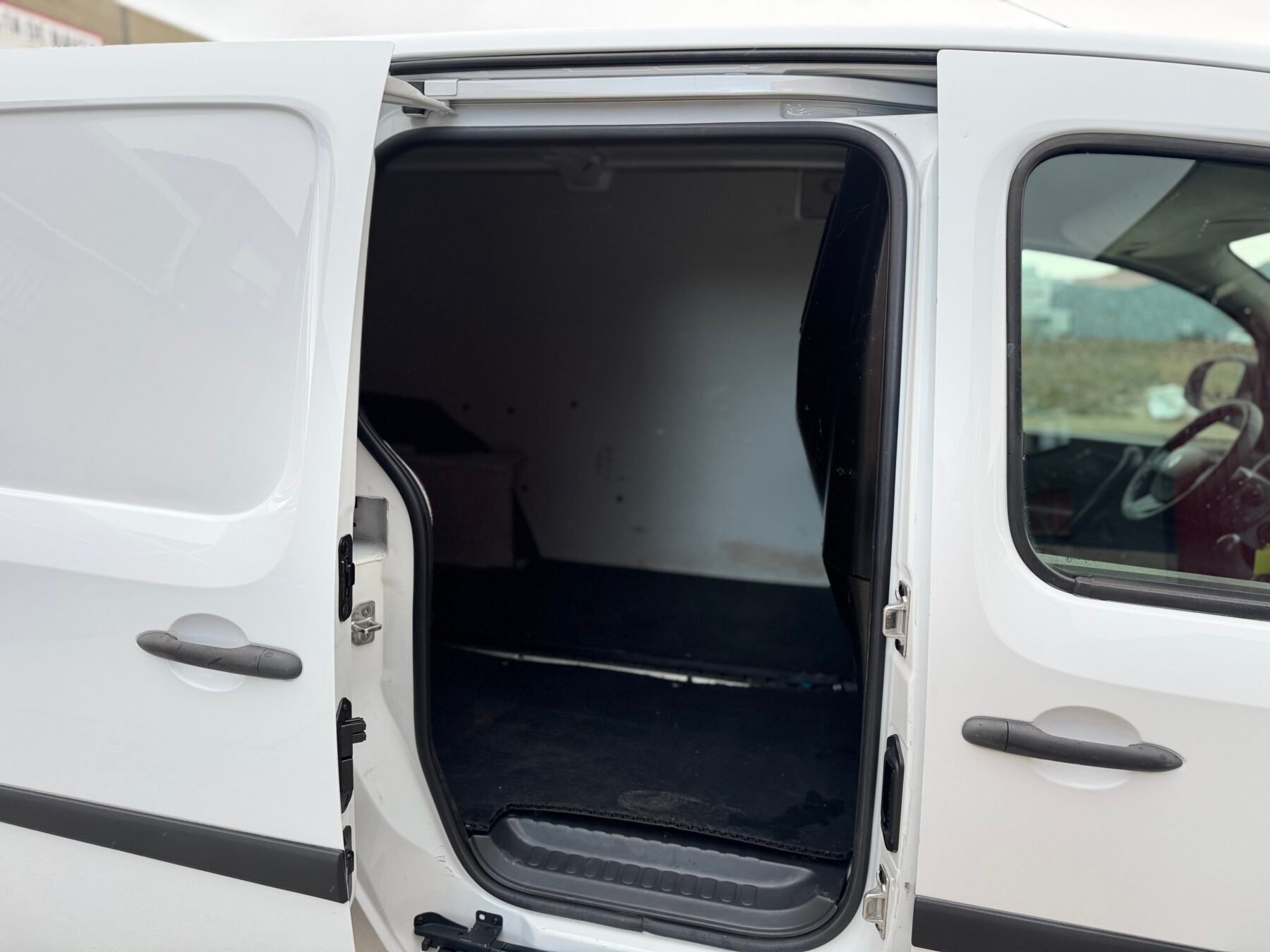 RENAULT KANGOO Maxi 3 plazas 