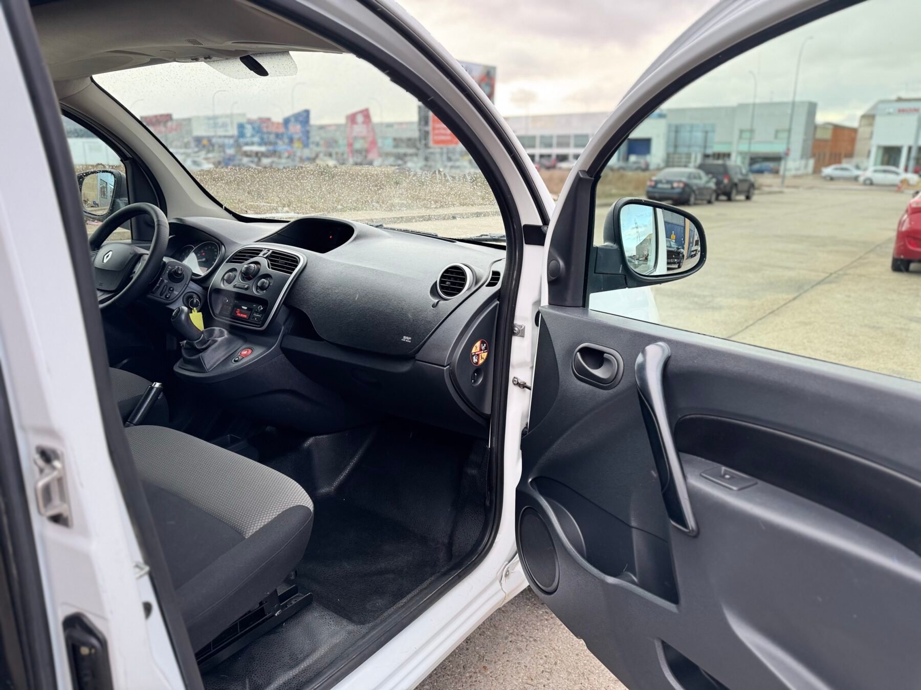 RENAULT KANGOO Maxi 3 plazas 