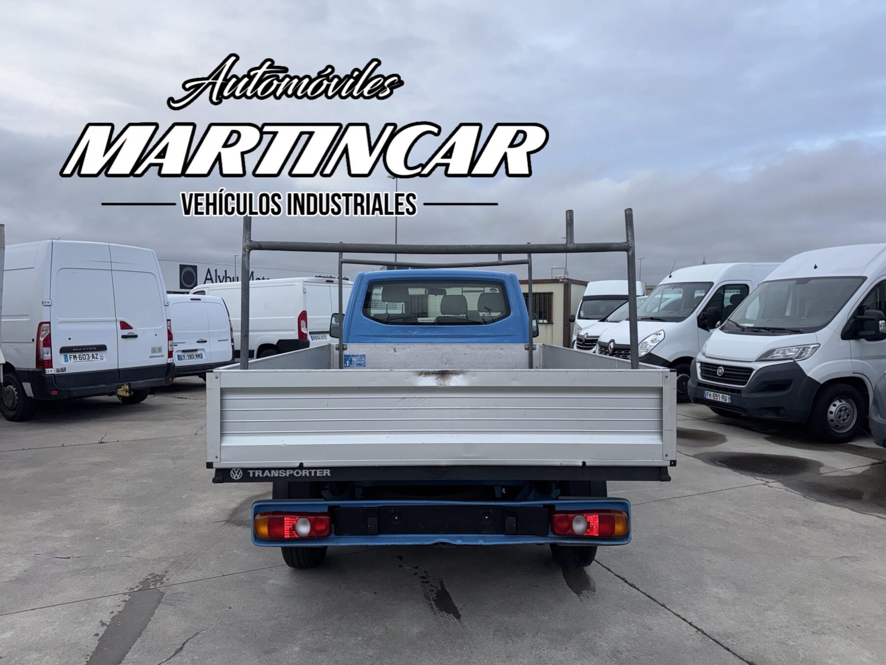 VOLKSWAGEN TRANSPORTER Caja abierta 