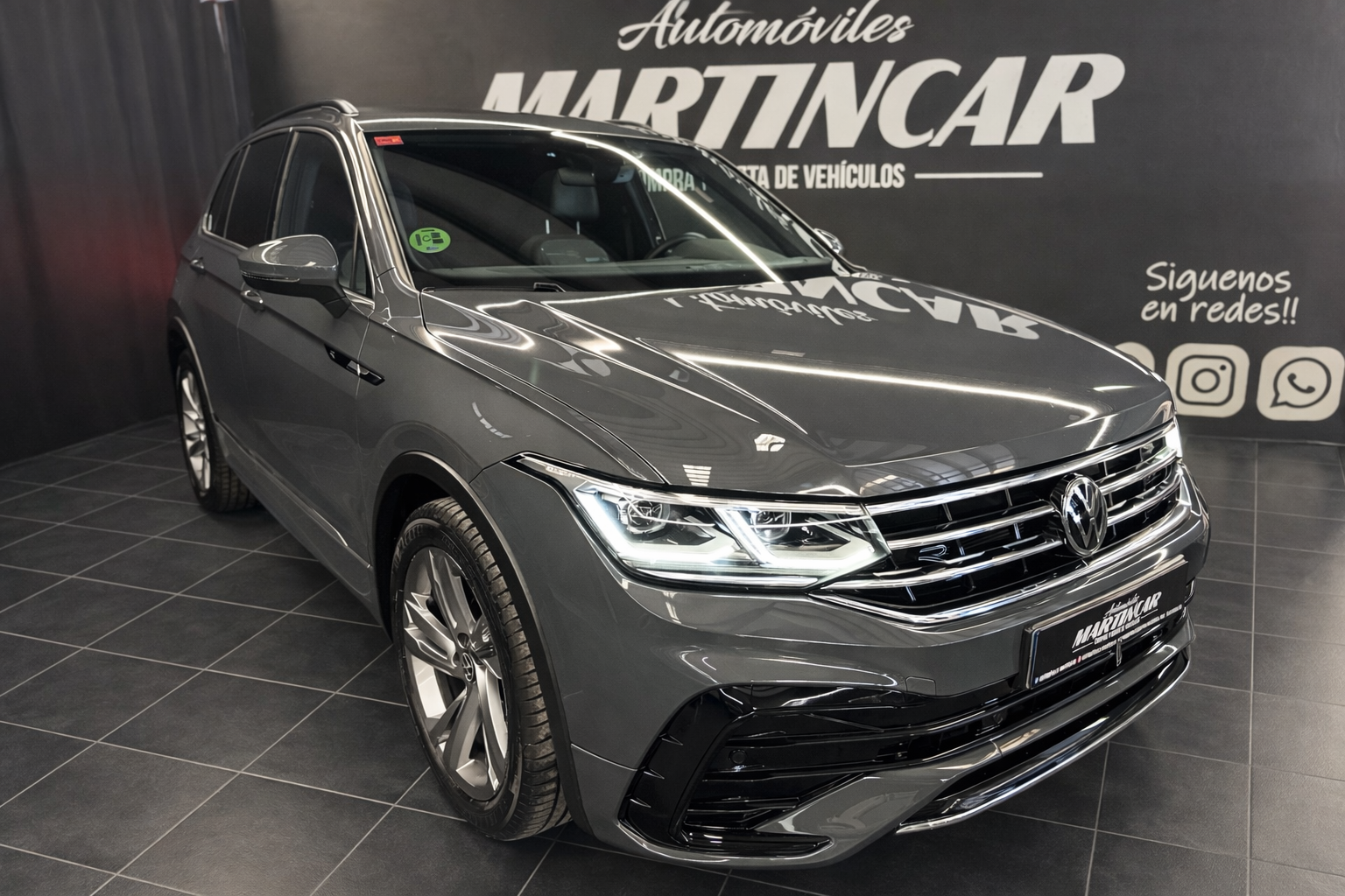 VOLKSWAGEN Tiguan R-line 