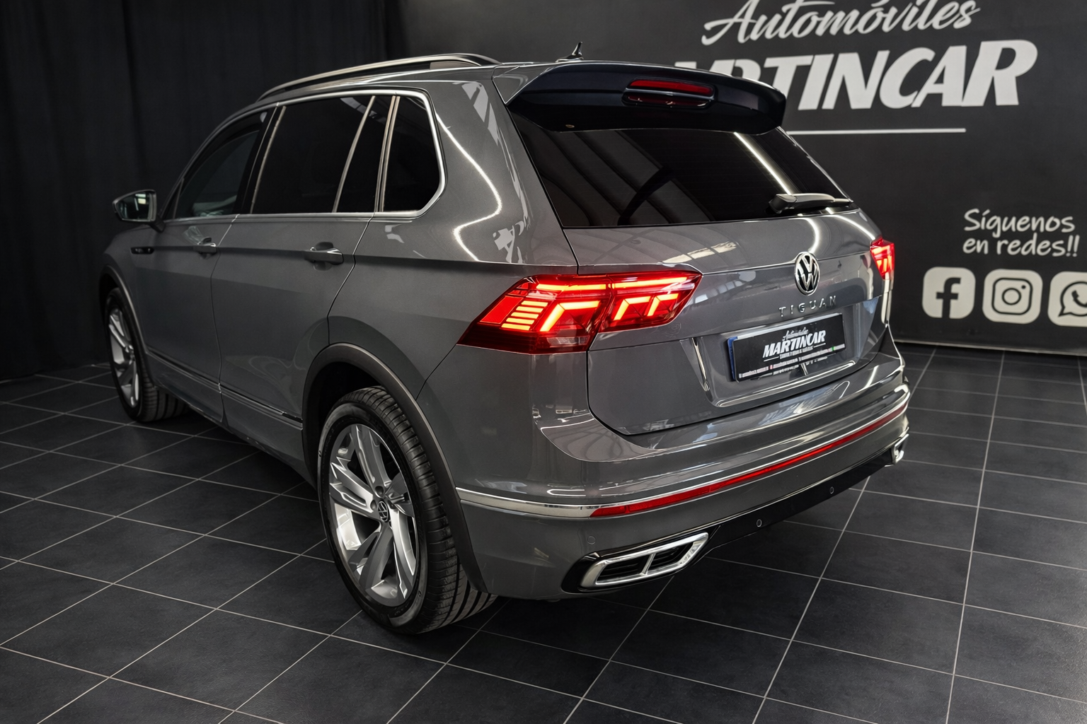 VOLKSWAGEN Tiguan R-line 