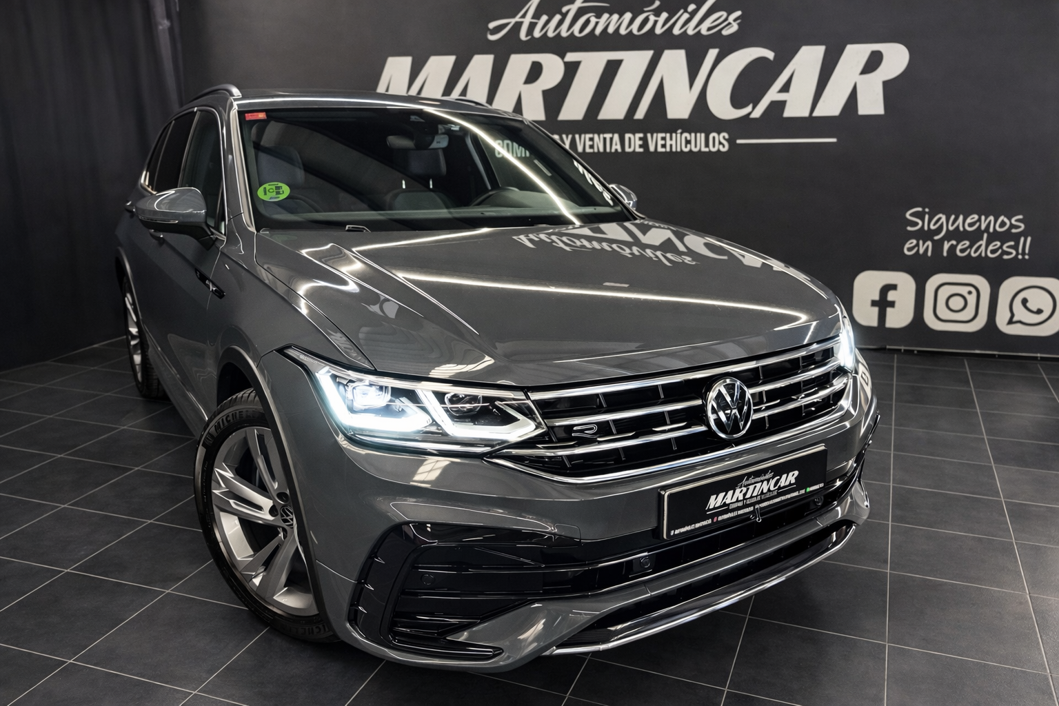 VOLKSWAGEN Tiguan R-line 