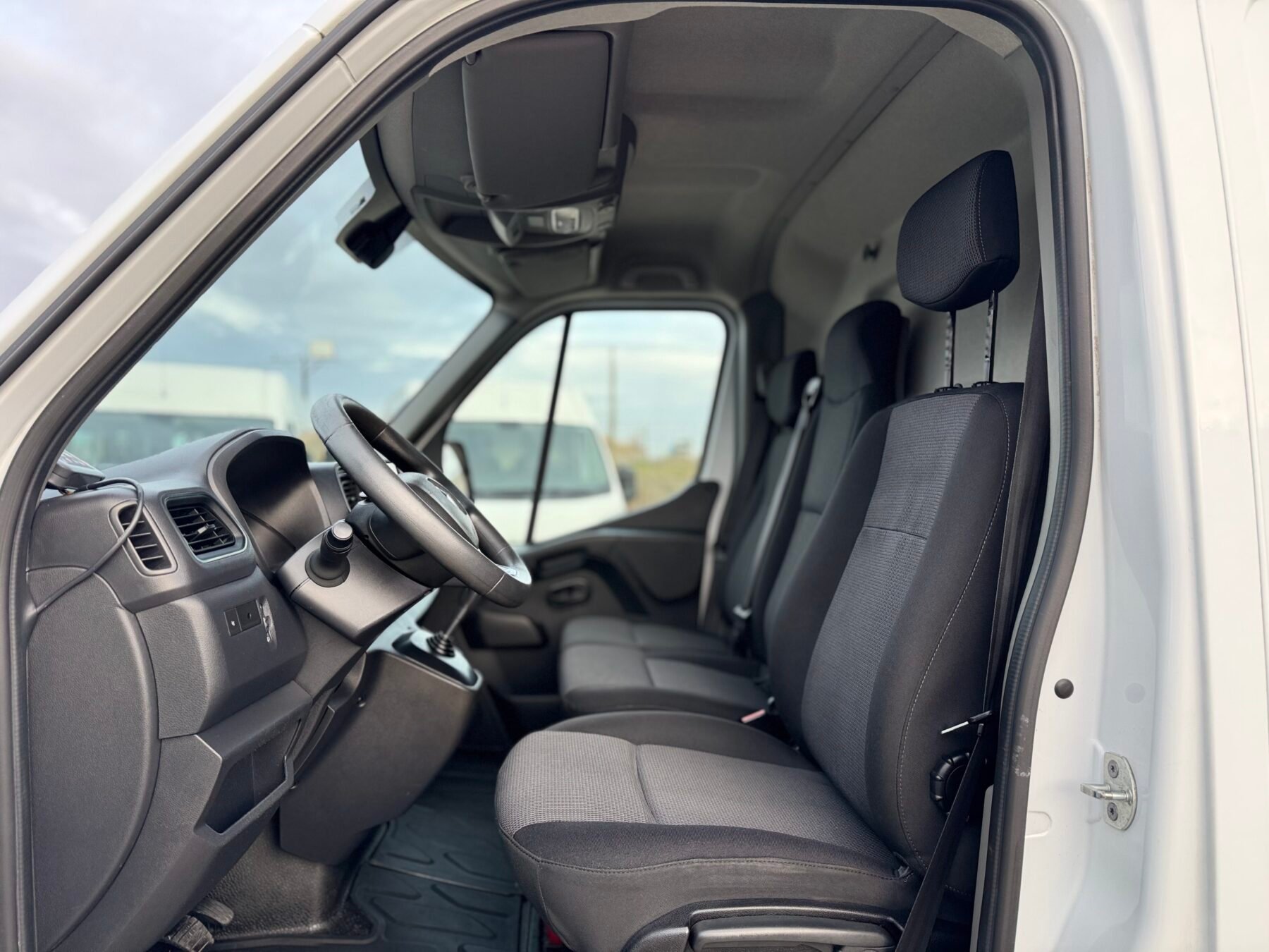 RENAULT MASTER L3 h2 báscula 