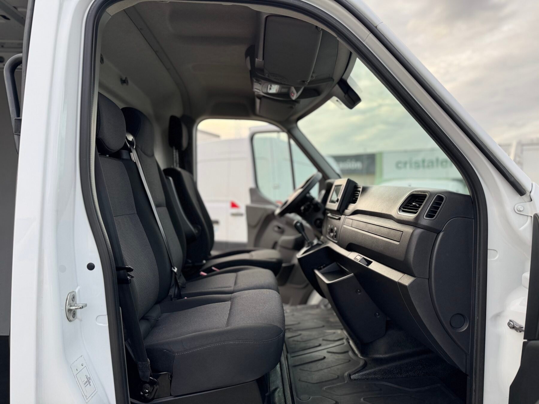 RENAULT MASTER L3 h2 báscula 