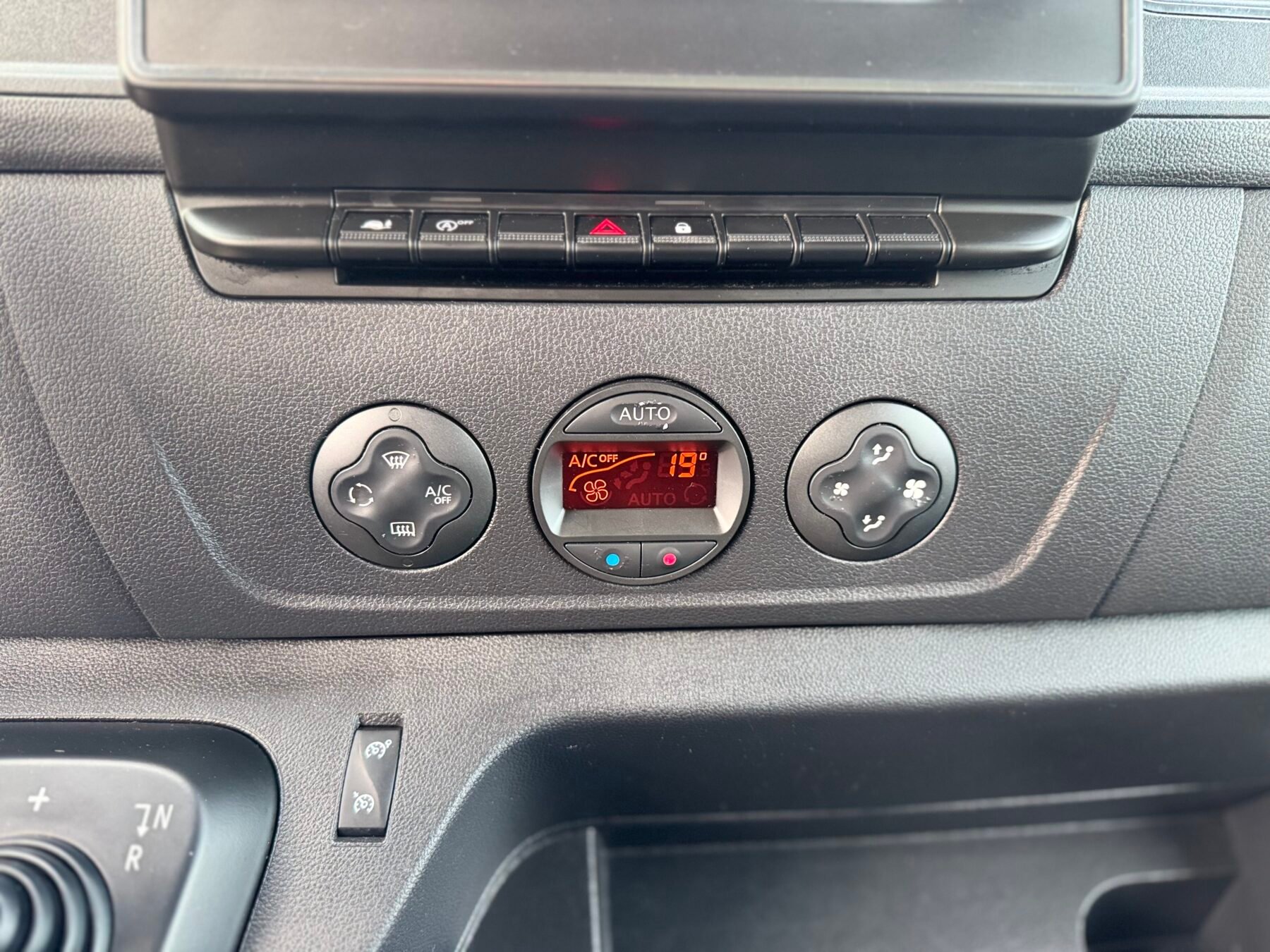 RENAULT MASTER L3 h2 báscula 