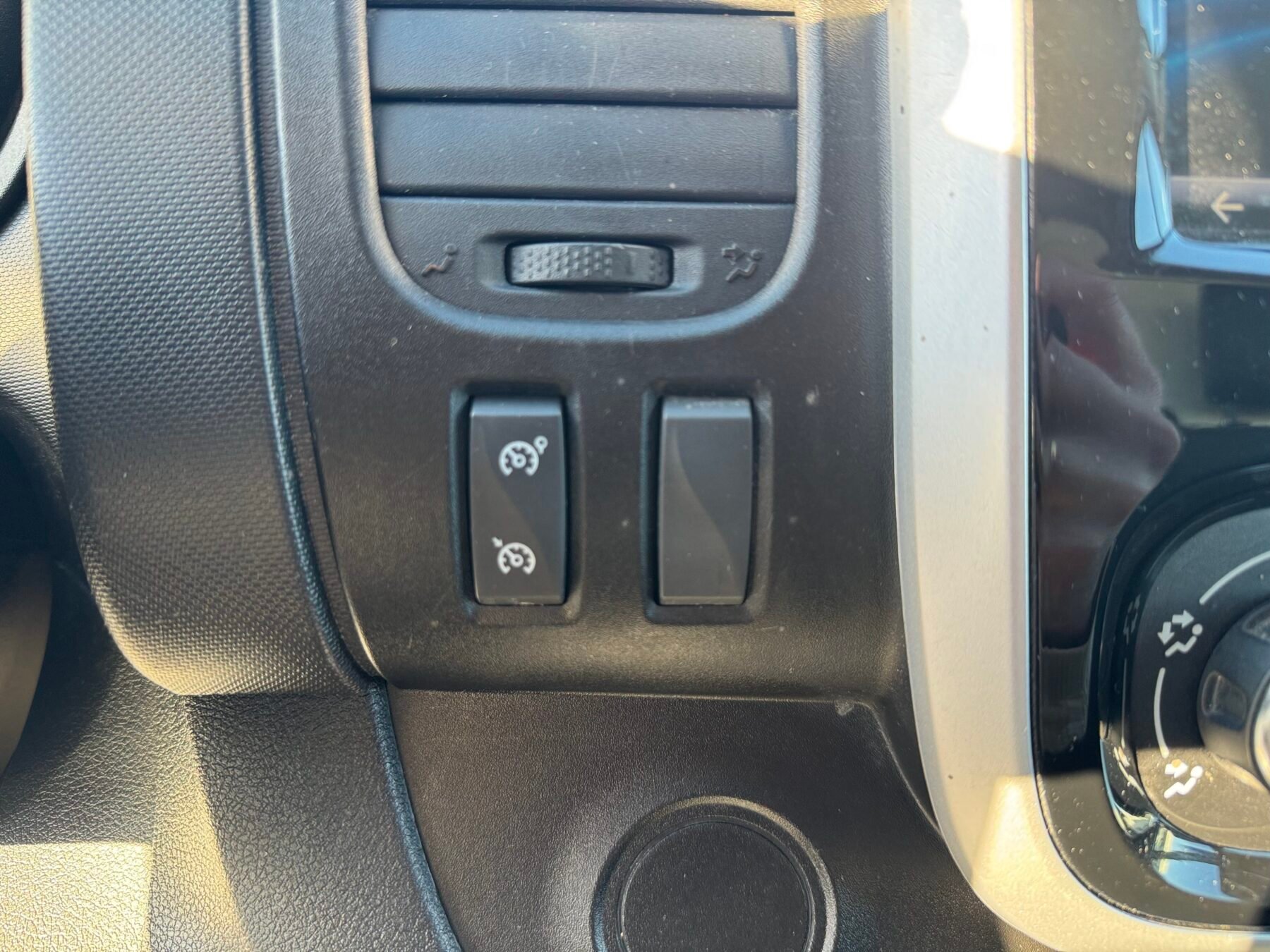 RENAULT TRAFIC L1 h1 