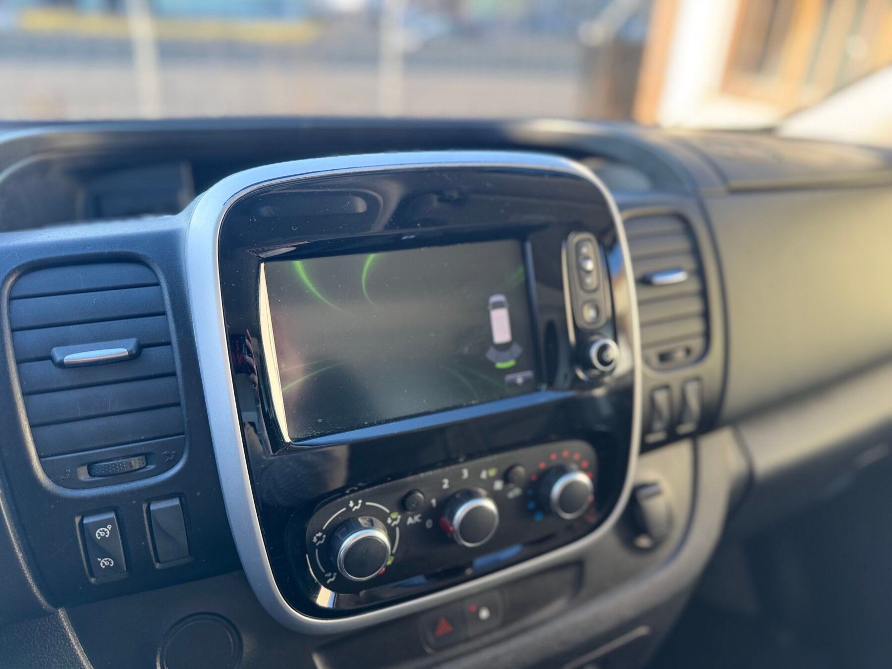 RENAULT TRAFIC L1 h1 