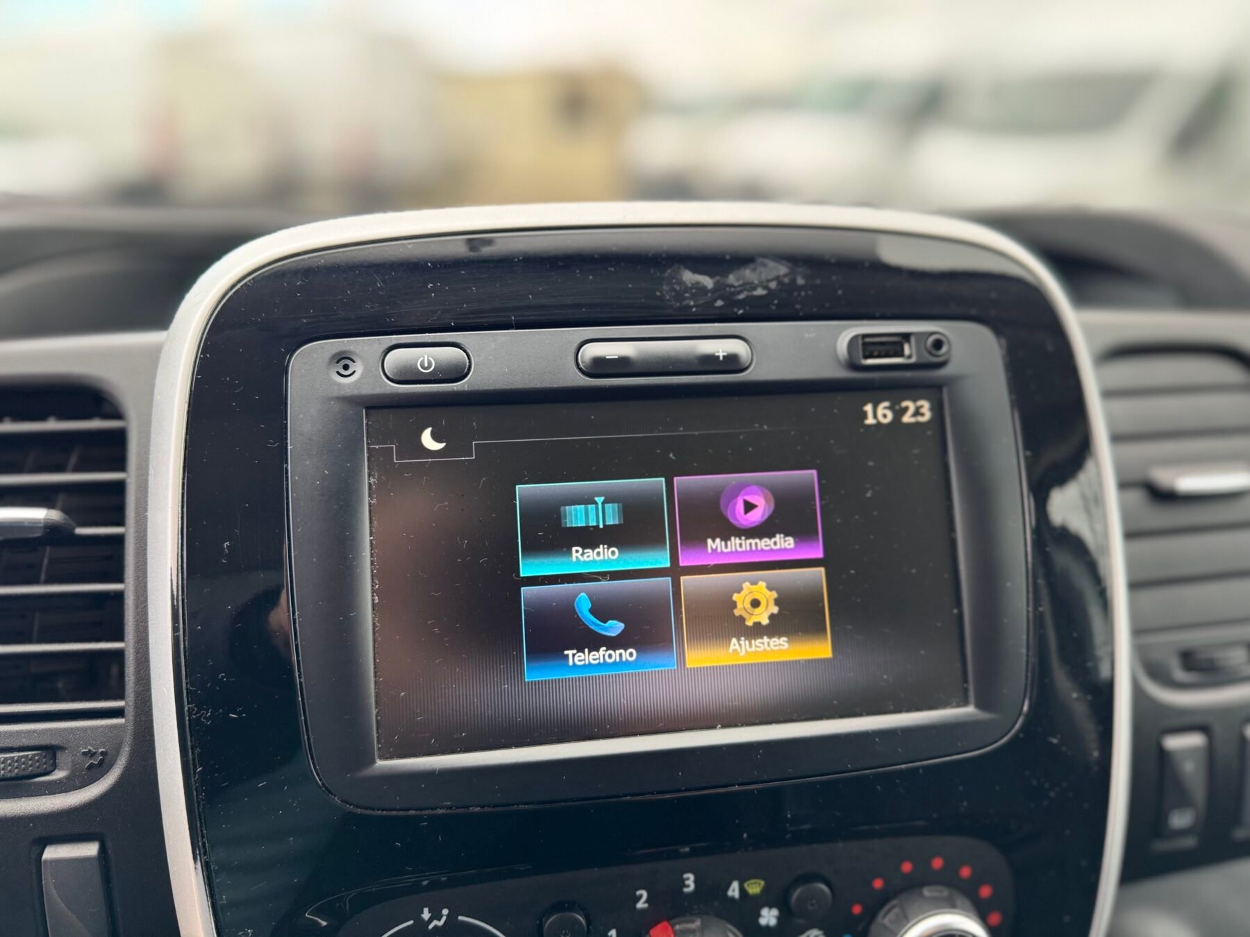 RENAULT TRAFIC L1 h1 