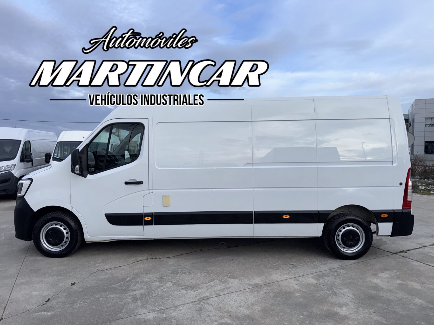 RENAULT MASTER L3 h2 báscula 