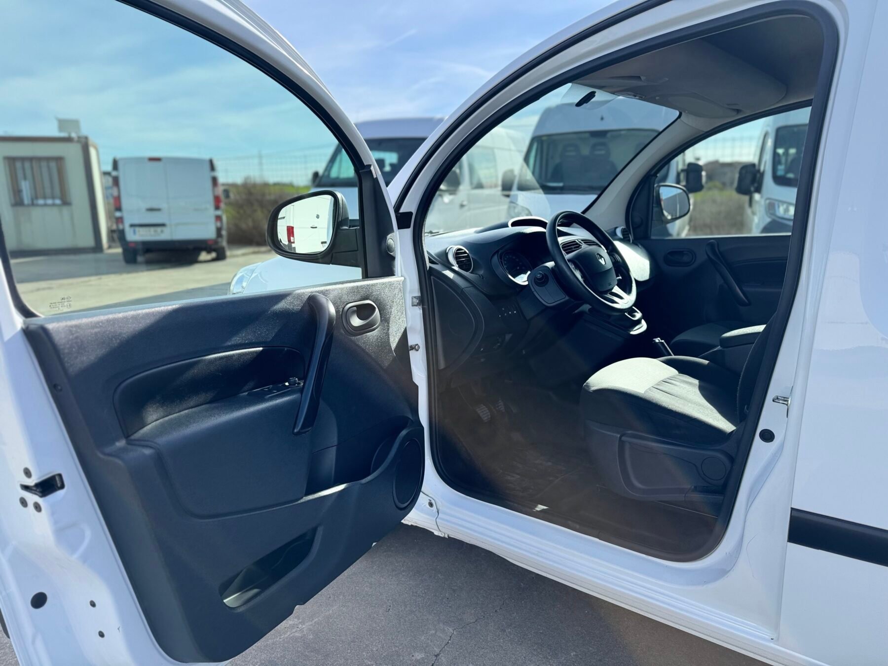 RENAULT KANGOO Profesional 