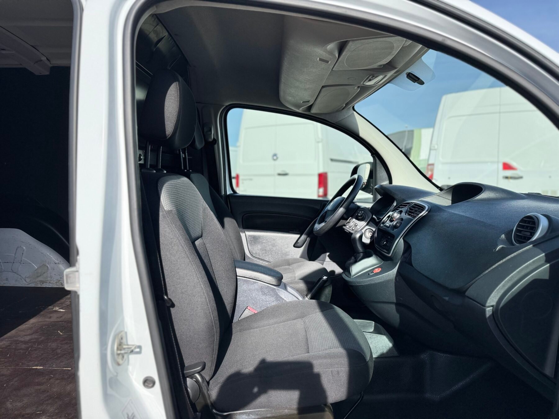 RENAULT KANGOO Profesional 