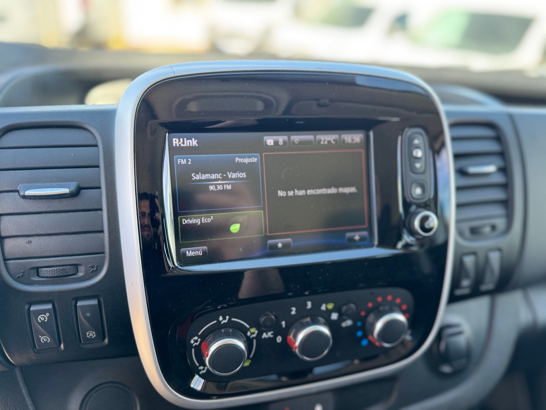 RENAULT TRAFIC 6 plazas 