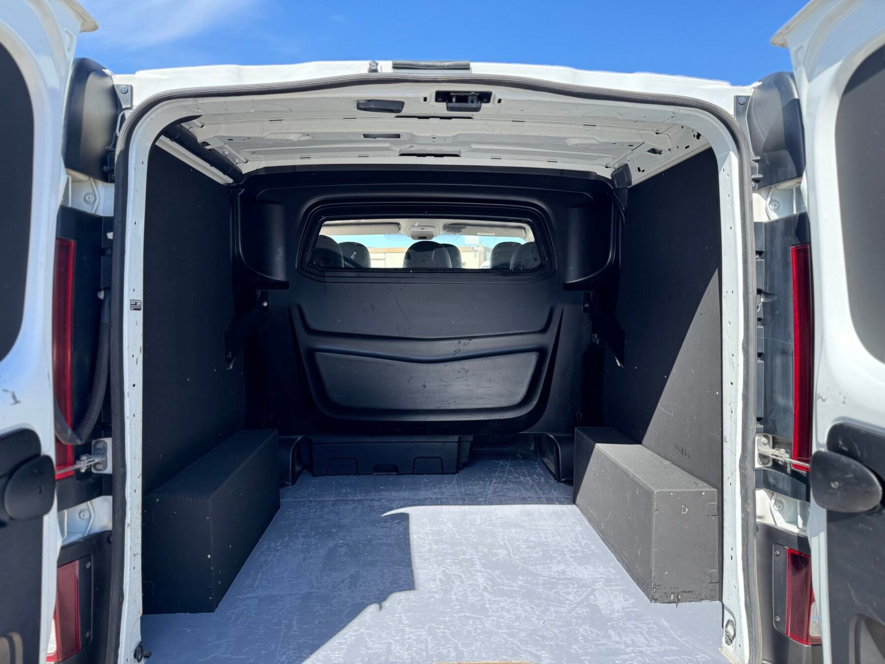 RENAULT TRAFIC 6 plazas 