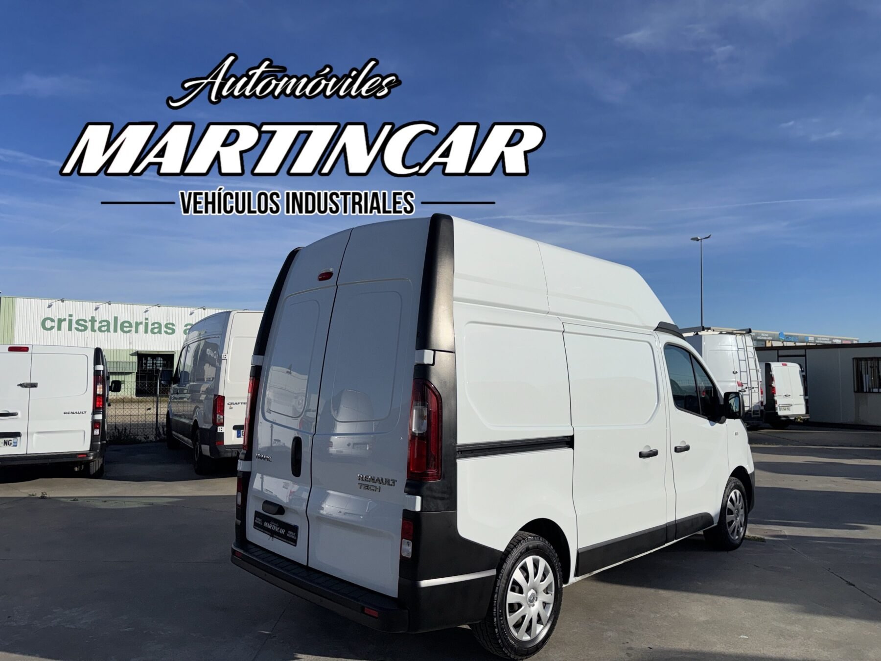 RENAULT TRAFIC L1 h2 sobre elevada 