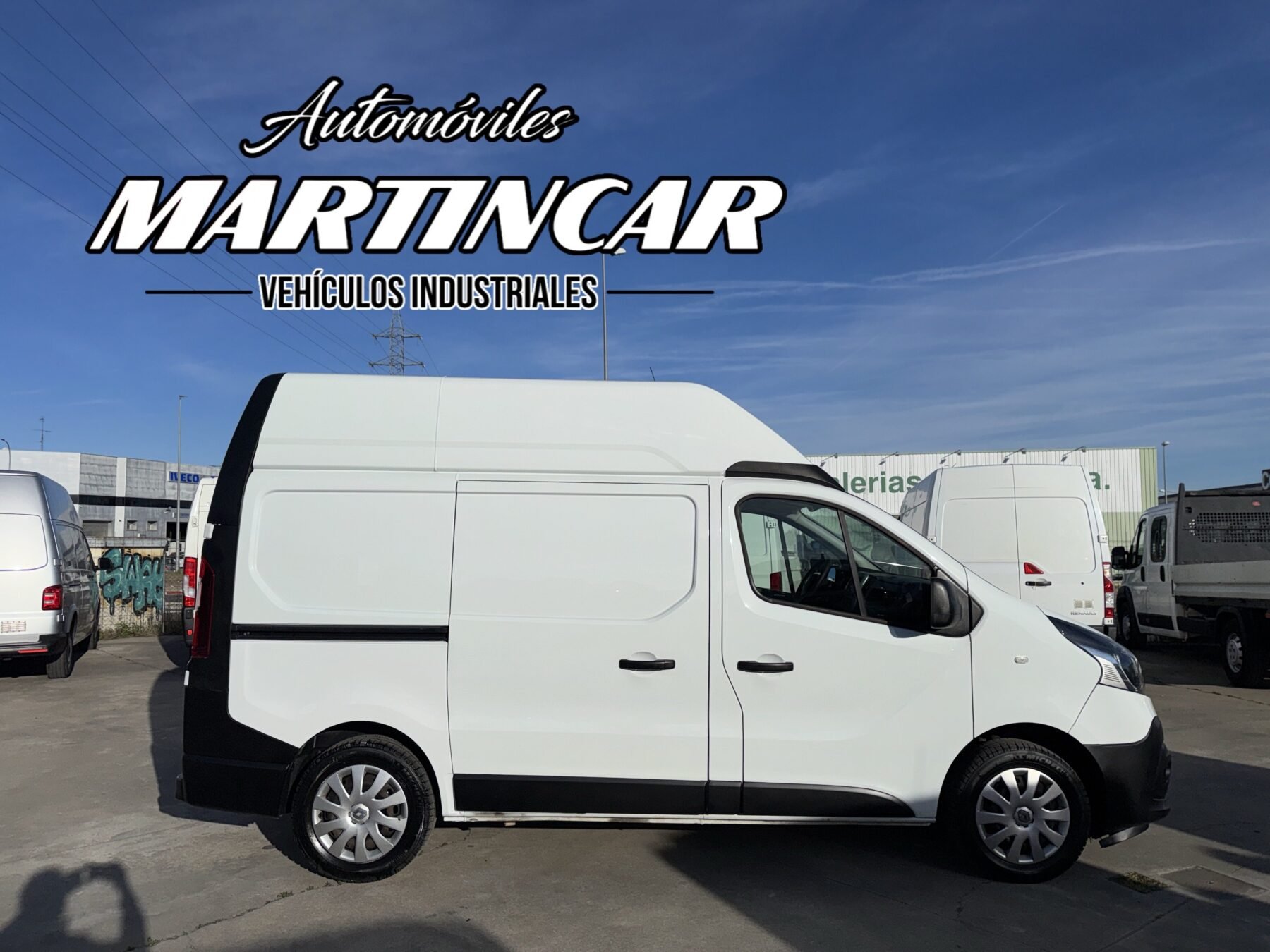 RENAULT TRAFIC L1 h2 sobre elevada 