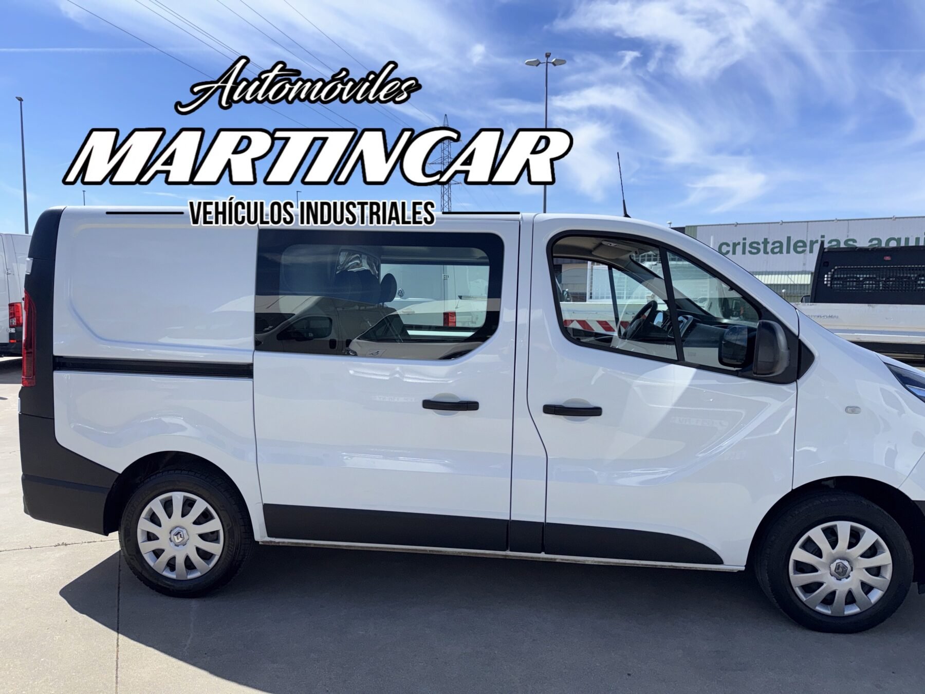 RENAULT TRAFIC 6 plazas 