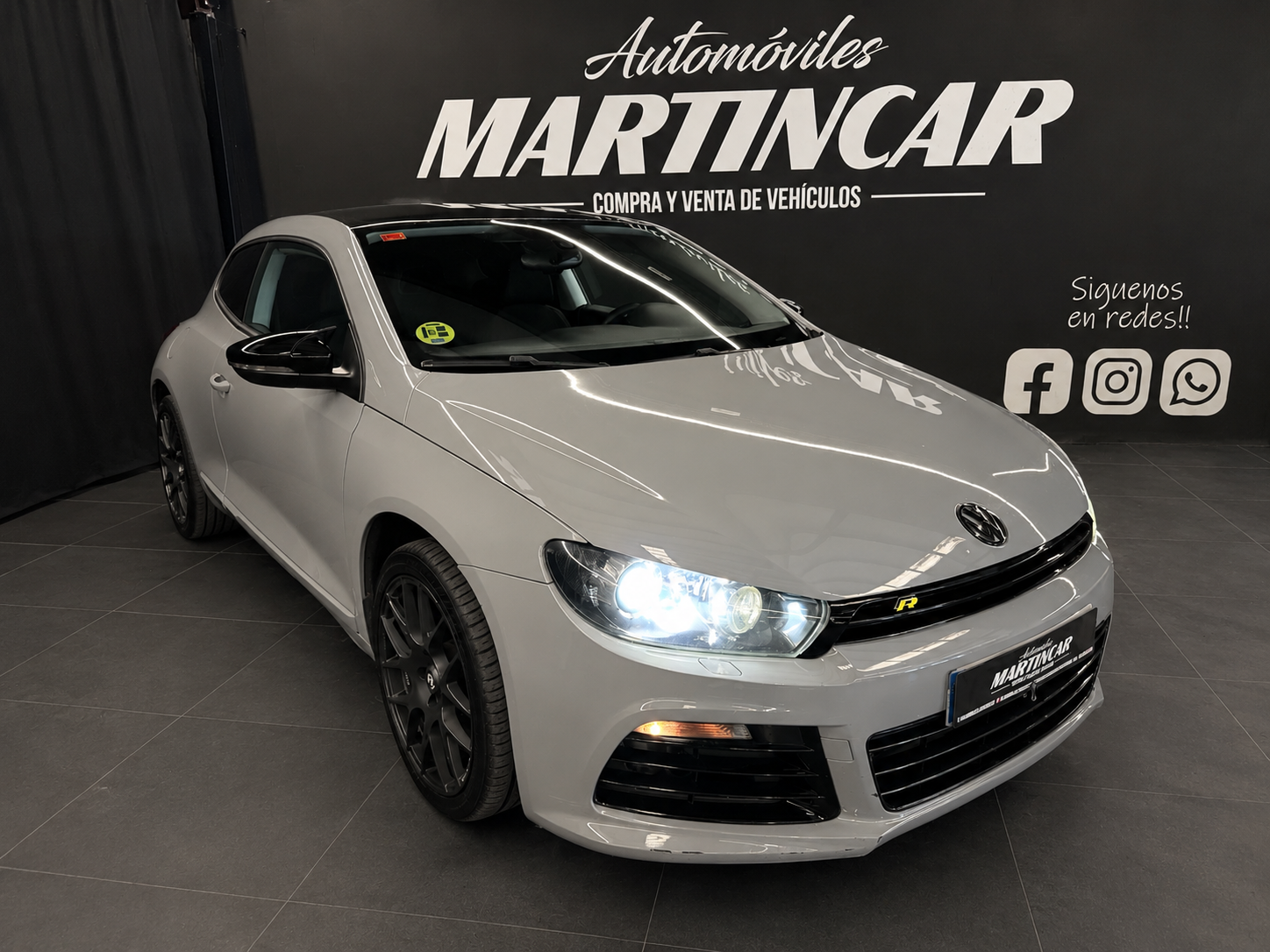 VOLKSWAGEN R