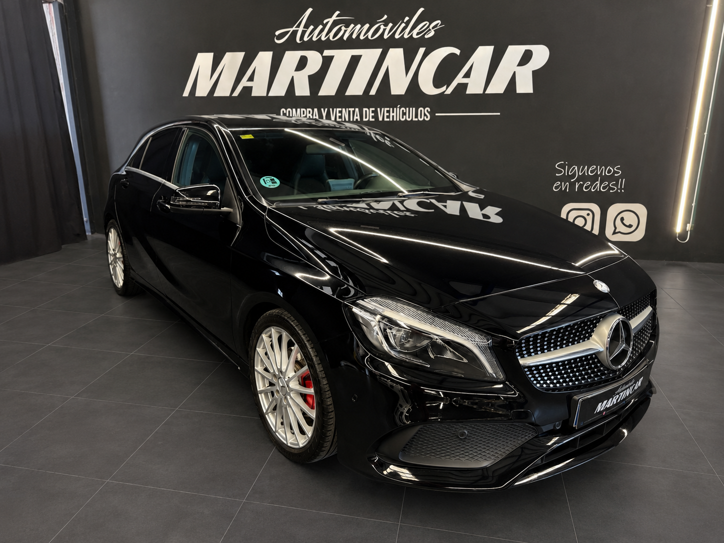 MERCEDES-BENZ CLASE A A 200 AMG