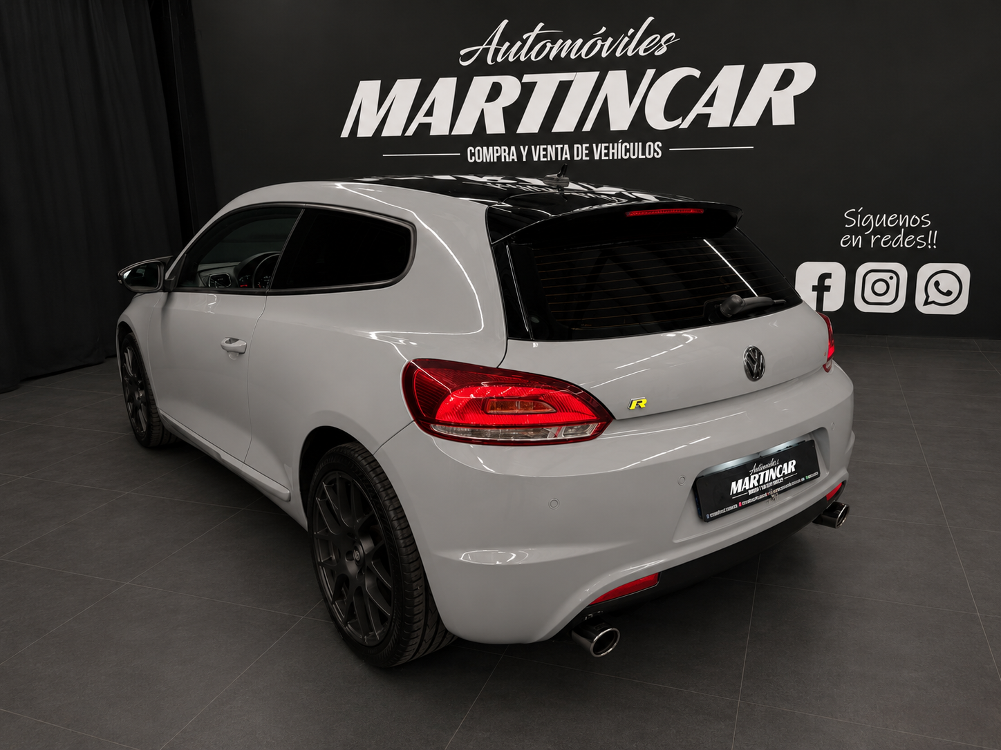 VOLKSWAGEN R