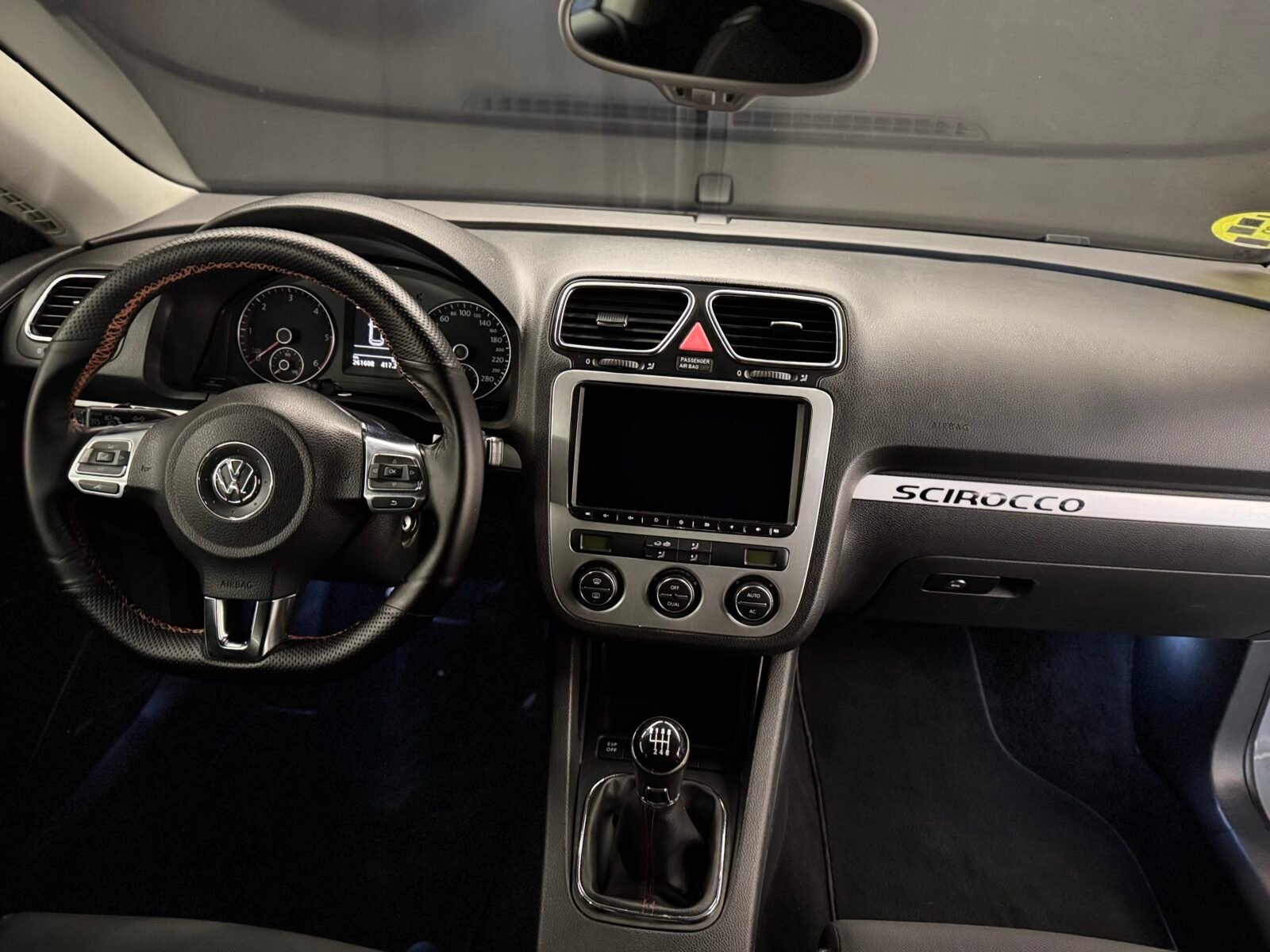 VOLKSWAGEN R