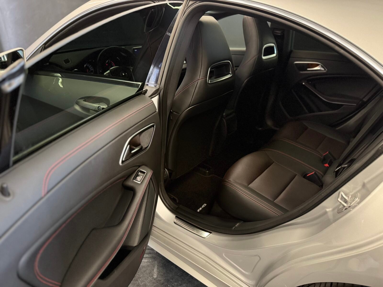 MERCEDES-BENZ Cla 250 amg