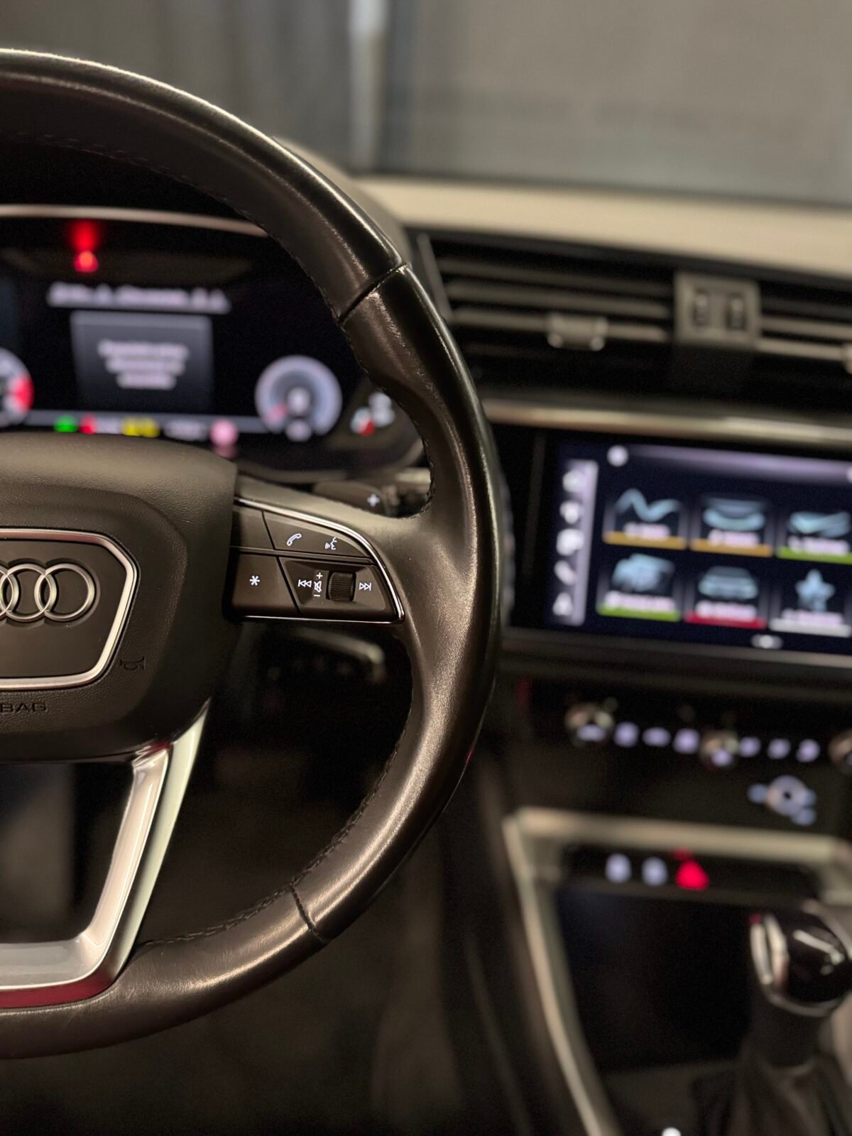 AUDI Q3 ADVANCE