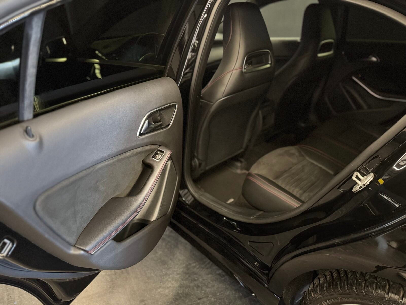 MERCEDES-BENZ CLASE A A 200 AMG
