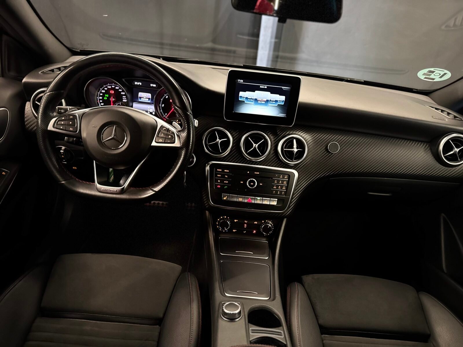 MERCEDES-BENZ CLASE A A 200 AMG