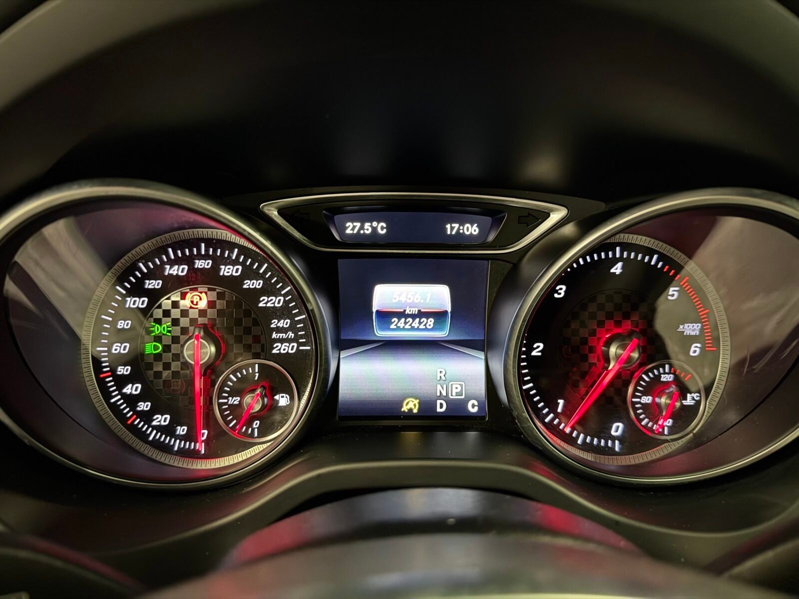 MERCEDES-BENZ CLASE A A 200 AMG